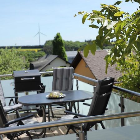 Kleine-Eifel-Auszeit Apartman Hambuch Kültér fotó