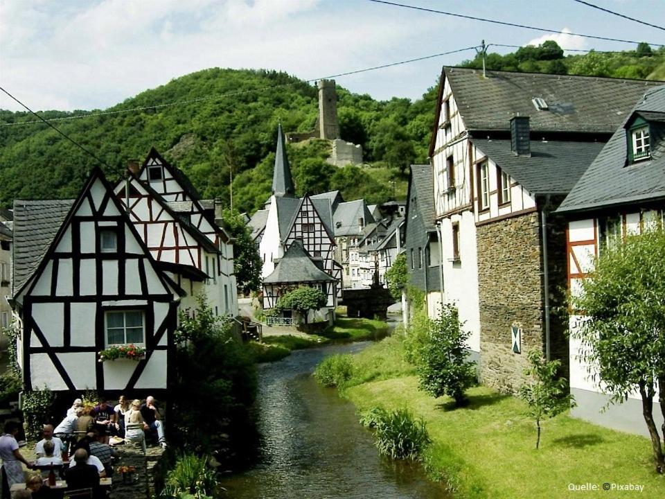 Kleine-Eifel-Auszeit Apartman Hambuch Kültér fotó