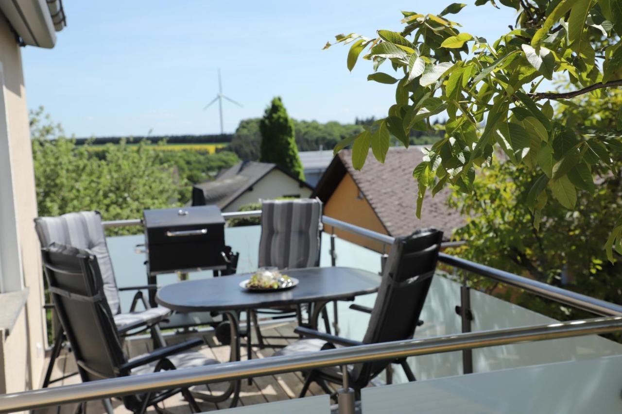 Kleine-Eifel-Auszeit Apartman Hambuch Kültér fotó